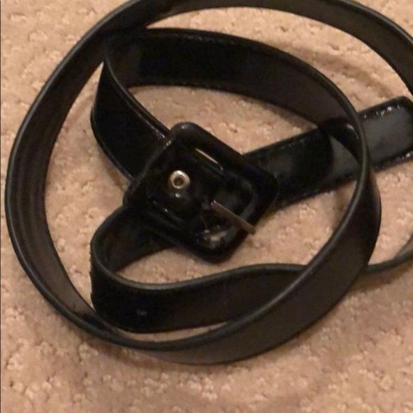 Set of 2 Belts💥PRICE DROP💥 - Picture 2 of 3